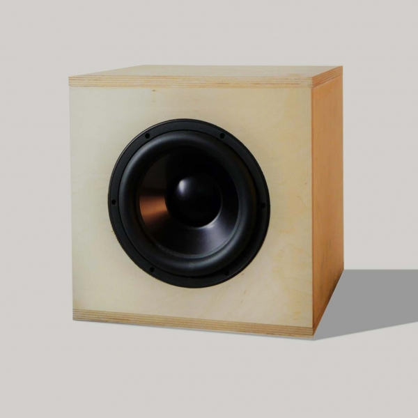 Flamenco cube Subwoofer – plays like the greats